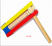 רעשן עץ צבעוני 11 ס"מ בשקית שרינק/ 24 יחידות במארז