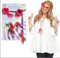 מארז סט להיפית כולל משקפיים סרט ראש פרחים עגילים ושרשרת נוצות על כארד/ 3 יחידות במארז