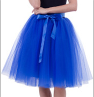 חצאית כחולה 70 ס"מ 2 שכבות ובטנה על כארד עם קולב/ 6 יחידות במארז