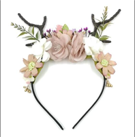 קשת במבי פרחים מפואר על כארד/ 12 יחידות במארז