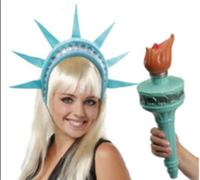 קשת ולפיד פסל החרות מחומר כחול גומי רך על כארד תלייה / 3 יחידות במארז