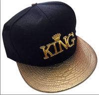 כובע ראפר KING שחור/ 6 יחידות במארז