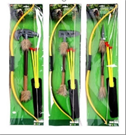 חץ וקשת בבליסטר 75 ס"מ כולל גרזן מפואר עם פרווה לאינדיאנים מיקס 3 דוגמאות / 6 יחידות במארז