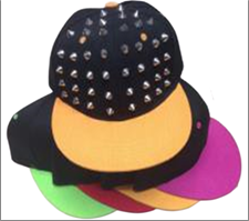 כובע ניטים קוצים מיקס צבעים / 6 יחידות המארז